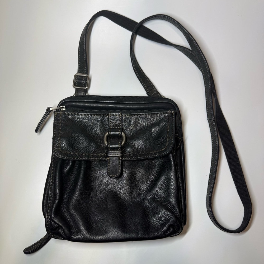 Vintage Fossil Black Leather Crossbody Bag